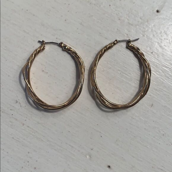 PLATED Gold twisted hoop earrings - Picture 1 of 4